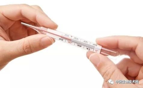 体温35.6是低烧吗 女性腋下体温只有35.7