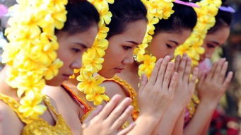 傣族姑娘头上戴的叫啥花 傣族姑娘送头花能收吗