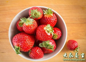 夏天的草莓为什么那么酸 8月份的草莓好吃吗