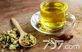 我喝菊花茶为何失眠了 睡眠不好的人能喝菊花茶吗
