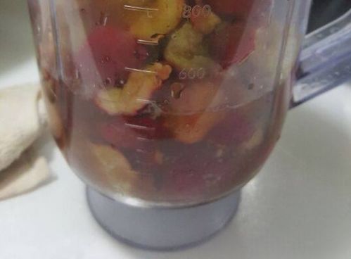 早上空腹喝一杯奇亚籽的好处 奇亚籽吃多了拉屎都是黑色的