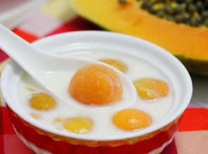 木瓜和牛奶一起吃有毒 木瓜丰胸真的有效吗