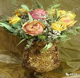 玫瑰放在花瓶里能活几天 玫瑰插瓶几天换一次水