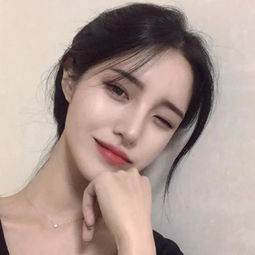 男人给女人发一朵玫瑰说明什么 男人微信发玫瑰的心理