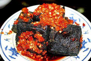 硫酸亚铁的危害性有哪些 食用硫酸亚铁臭豆腐