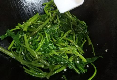 空心菜正确焯水方法 空心菜不焯水能吃吗