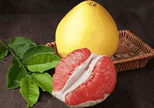 红心柚子一年四季都有吗 8月是吃柚子的季节吗
