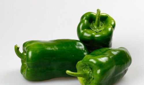 红椒是青椒长老了吗 红椒和青椒哪个更有营养