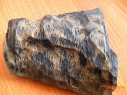 绿奇楠沉香骗了多少人 一眼假的莺歌绿奇楠