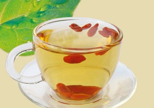 绿茶里放枸杞子好吗 枸杞子配绿茶的功效