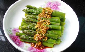 芦笋的相宜与相克食物 芦笋最佳搭配的食物