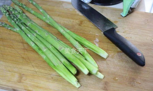 芦笋第一根要剪掉吗 芦笋要把枝全部剪完吗