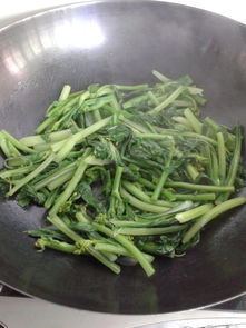菜心不焯水有毒吗 清炒菜心用不用焯水