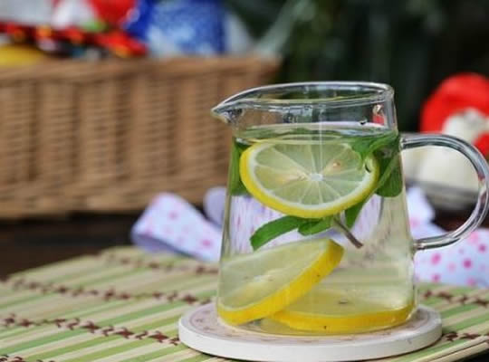 薄荷对妇科有什么好处 女人喝薄荷水的好处