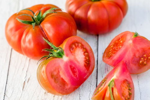 西红柿是蔬菜吗 西红柿属于水果类吗