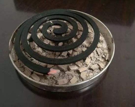 过期蚊香点燃会有毒吗 闻了一晚上蚊香有事吗