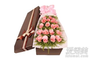 送朋友多少朵玫瑰花合适 友情送几朵玫瑰花