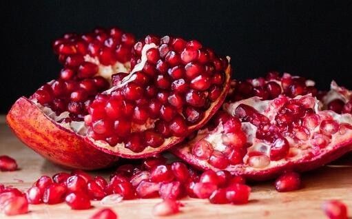 三种人不宜吃石榴 常吃石榴有6个好处