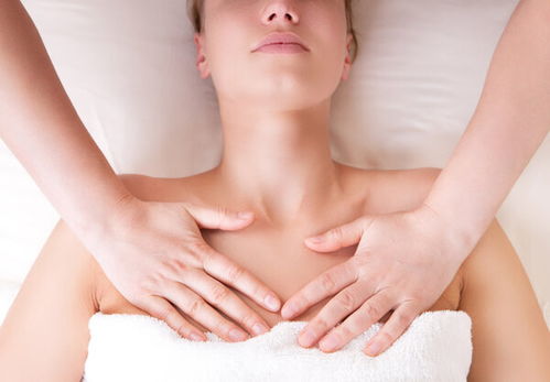 丰胸要吃什么最快 吃什么补乳房能变大
