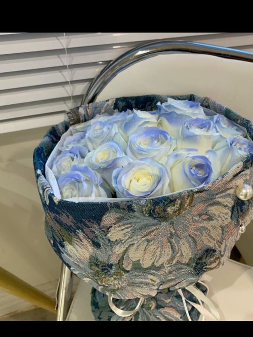 冰蓝玫瑰送人禁忌 碎冰蓝适合送什么人