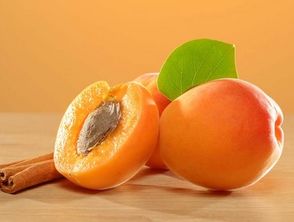 吃黄桃会上火还是降火 四种人不宜吃黄桃