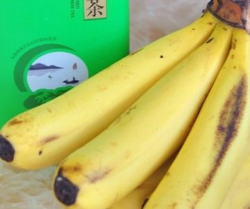 吃香蕉死了23个人是真的吗 同时吃香蕉和喝茶会毒死吗