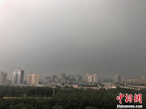 天很黄是什么原因 天变黄了是要下暴雨吗