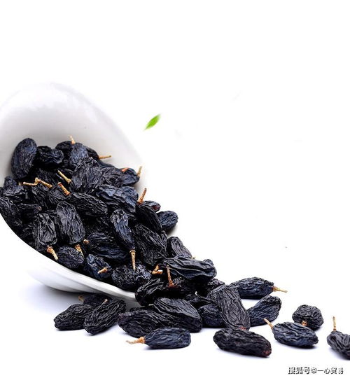 女人吃黑加仑的好处 黑加仑一天吃多少颗最佳