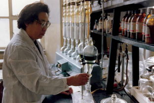 屠呦呦青蒿素意义价值 为什么国内不卖青蒿素