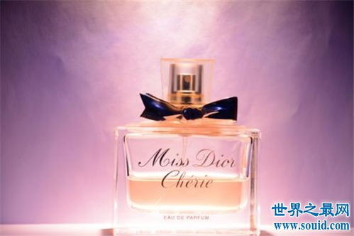 最打动女人心的7个礼物 女人最渴望三种礼物