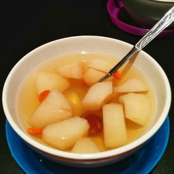 梨冰糖煮水的功效 煮冰糖雪梨的食用方法