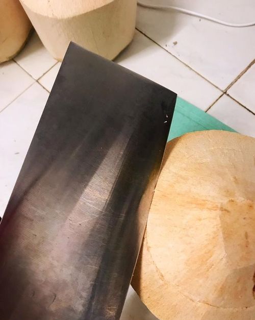 椰子取肉的巧妙方法 怎样取出椰子肉