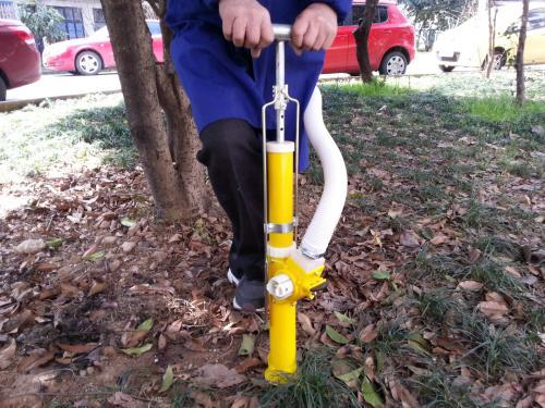 正确的施肥方法 小型人工施肥器