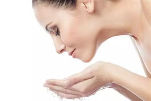 玫瑰花水洗脸越洗越黑 长期使用玫瑰花水洗脸