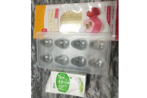 用纯牛奶自制淡奶油 只用纯牛奶和糖做淡奶油