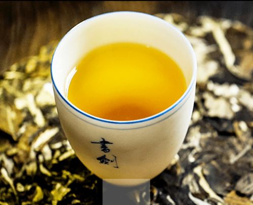 立秋后适合喝红茶吗 入秋喝什么茶最合适