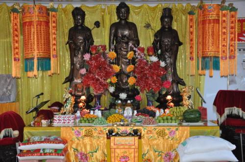 给父母上坟供品摆几个 祭拜父母要哪些供品