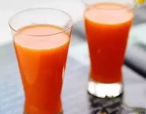 胡萝卜汁坚持喝一个月 胡萝卜汁喝一年变化