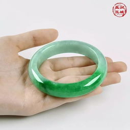 自从戴了玉就感觉每天很困 为什么戴上玉感觉晕乎乎