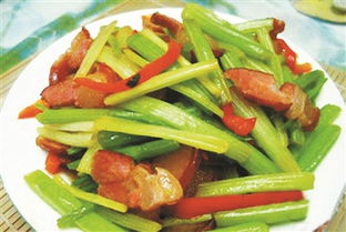 芹菜炒鸡肉的食用禁忌 芹菜炒鸡肉是相克的吗