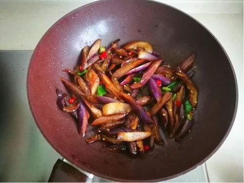 茄子6种最好吃的做法 怎样素炒茄子简单又好吃
