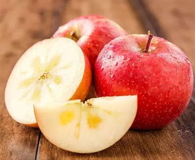 苹果冰糖心是什么原因 冰糖心苹果对身体好吗