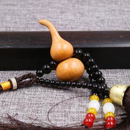 葫芦戴在脖子上好不好 女人戴玉葫芦吊坠好吗