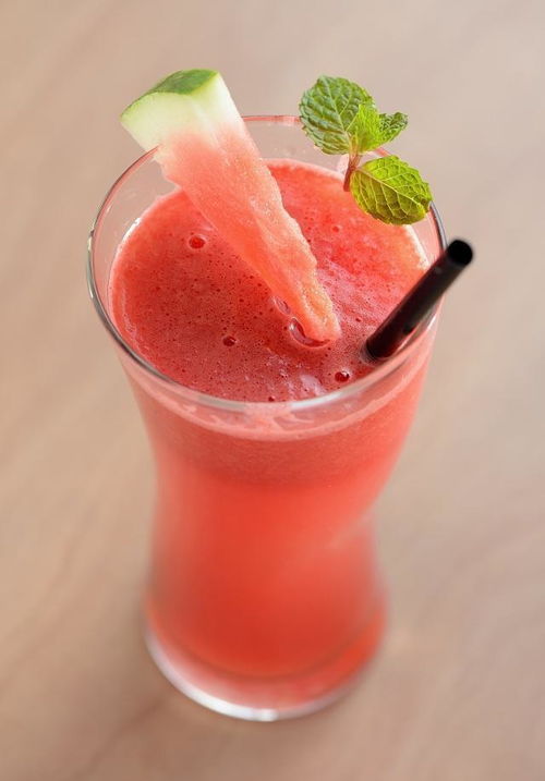 西瓜汁一次最多喝多少 西瓜榨汁最佳搭配