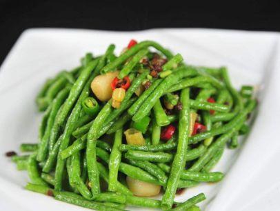 豆角炒了5分钟吃了会中毒吗 豆角炒的有点脆有毒吗