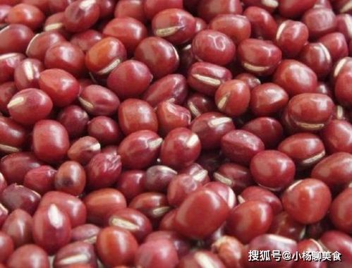 赤小豆和红豆哪个补血效果好 女人吃红豆好还是赤小豆好