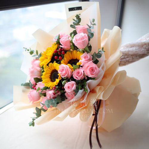 送女朋友什么花最浪漫 第一次送女友花送什么花