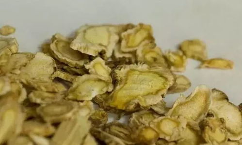 黄芪的好处与功效 黄芪配什么提高性功能