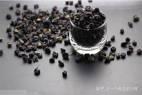 黑枸杞的十大功效与作用 长期喝黑枸杞的女人